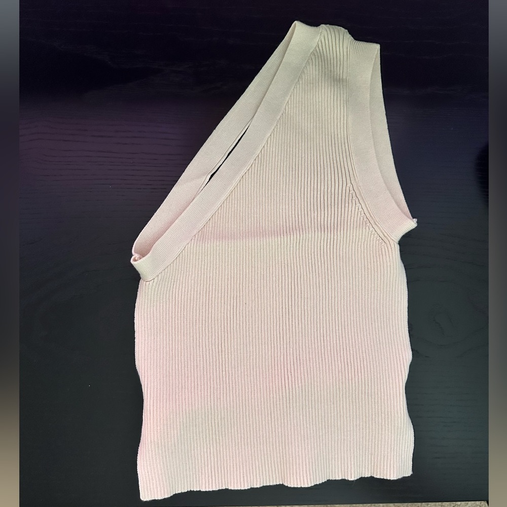 XS off shoulder, open back, apricot/cream top